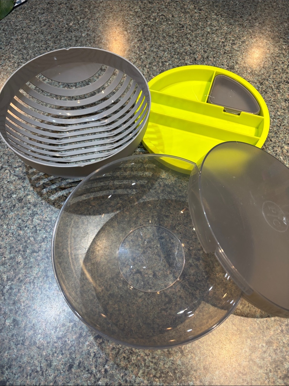 Pampered Chef Cutting Bowl Set Bento top with dressing container NEVER USED